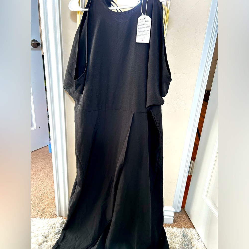 Black long dress with open shoulders